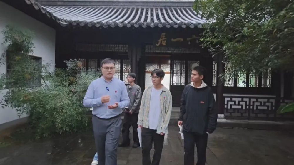 1761811928321023147.jpg 9999.jpg